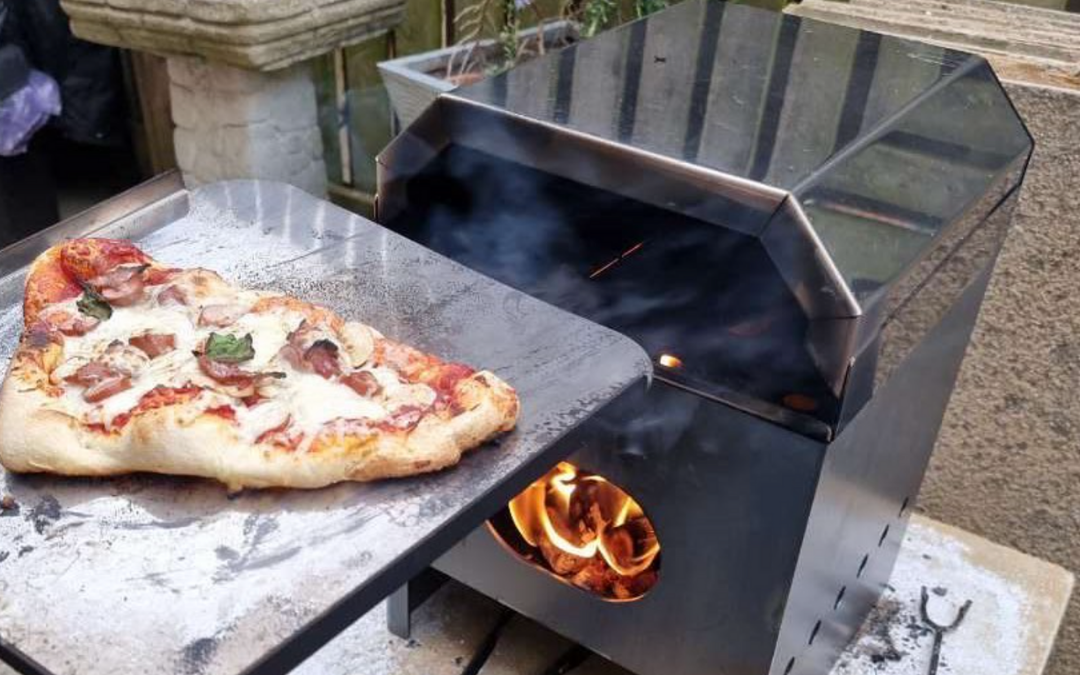 What Utensils Do I Need for a Pizza Oven?