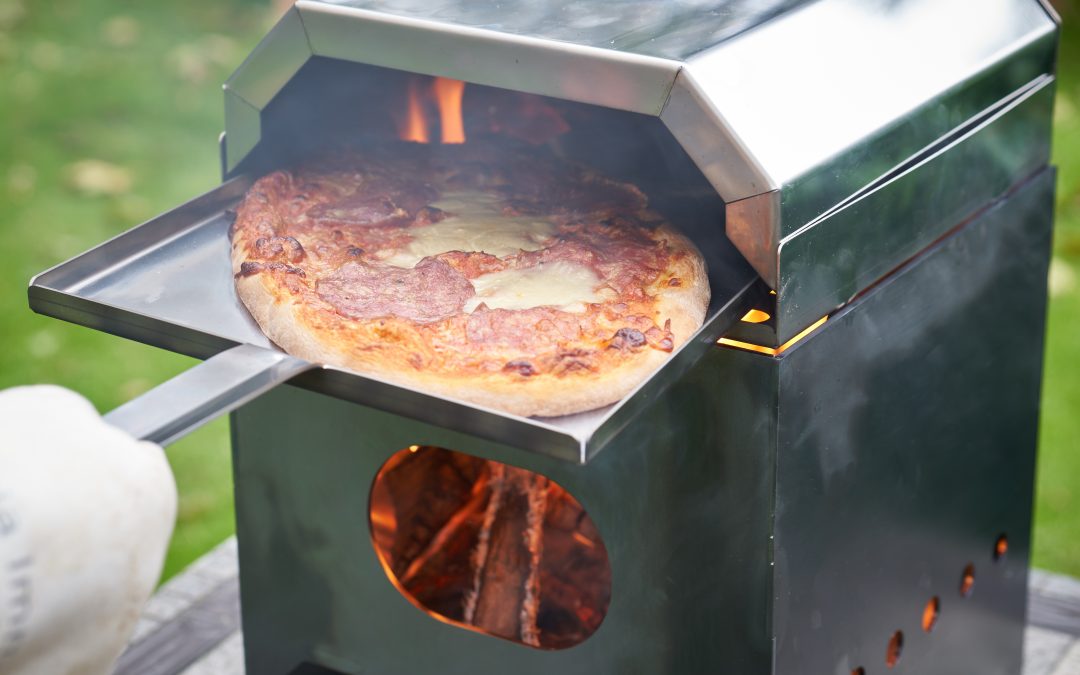 How Does a Pizza Oven Work? 